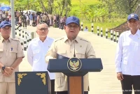Tangkapan layar - Presiden Prabowo Subianto memberikan sambutan dalam peresmian selesainya Jalan di Kabupaten Sampang, Madura, Jawa Timur, Selasa (23/6/2026). (Dok: Istimewa)