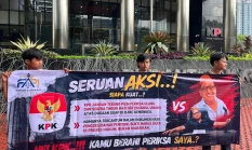 Demo di Depan KPK, Aktivis Desak Penyidik Segera Tetapkan Haji Her Sebagai Tersangka