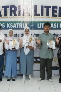 HMPS KSATRIA PBSI UIBU Sukses Gelar Ksatria Literaya Bersama Pelajar SLTA Se-Malang Raya