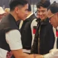 Ketua Umum DPP PSI, Kaesang Pangarep, menerima keanggotaan eks kepala daerah di Lampung dan eks legislator dalam acara Koordinasi Daerah (Rakorda) DPD PSI Kota Bandar Lampung di Pondok Rimbawan, Bandar Lampung (Dok: Istimewa)