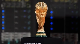 Trofi Resmi Piala Dunia 2026 Saat Dipamerkan (Dok: Istimewa)