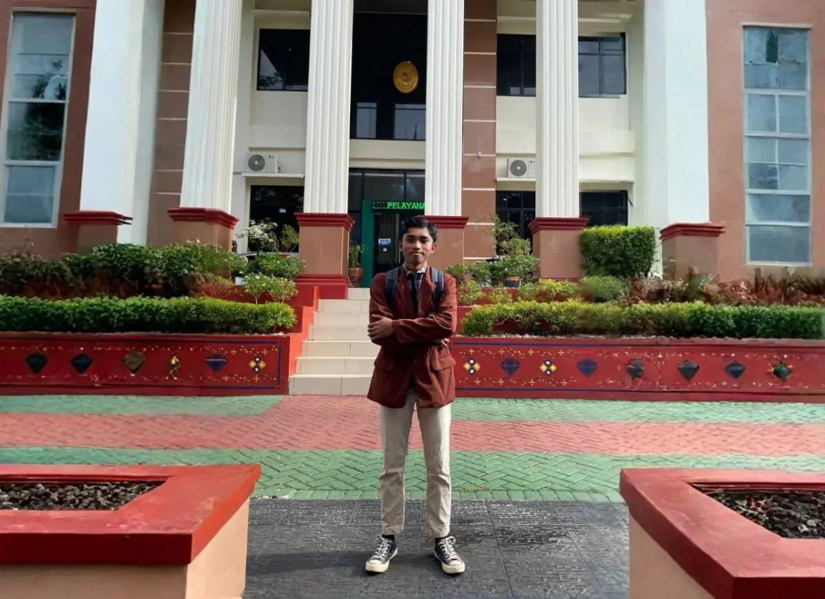 AHMAD FAUZI, Mahasiswa Program Studi Hukum Keluarga Islam, Institut Agama Islam Darussalam Martapura.