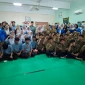 Sesi foto bersama siswa SMK dan SMA beserta kepala sekolah