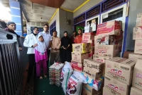 Wakil Ketua Komisi III DPR RI, Ahmad Sahroni salurkan bantuan kepada keluarga Satpam Sumarna