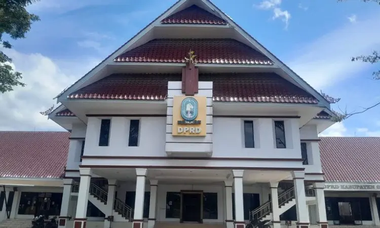 Foto Gedung DPRD Kabupaten Sinjai. (Dok: Istimewa)