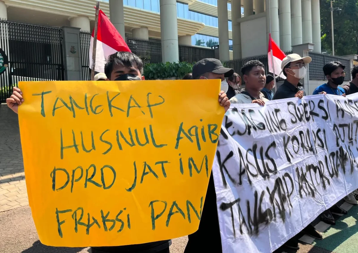 Komunitas Cinta Bangsa (KCB) Menggelar Aksi Demonstrasi di depan Gedung Kejaksaan Agung (Kejagung) Republik Indonesia (Dok: Istimewa)