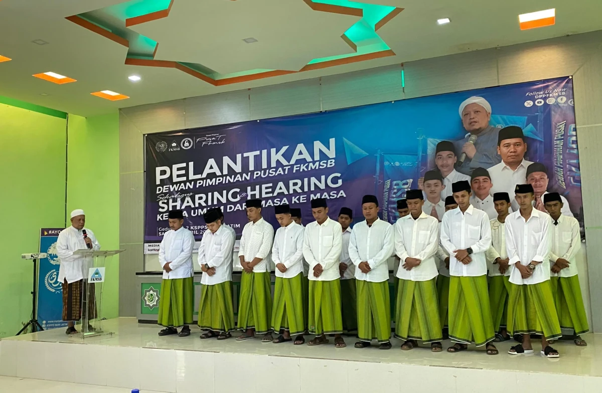 Prosesi pelantikan pengurus DPP FKMSB 2025-2027 (Dok: Istimewa)