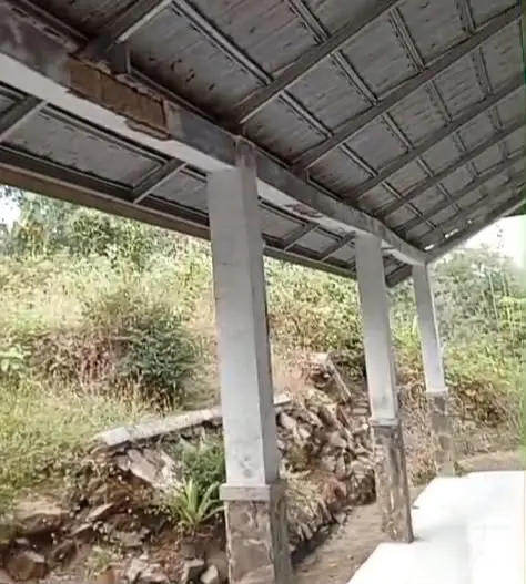 Bangunan SDN 1 Parung Banteng Purwakarta rusak
