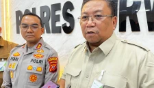 Ketua Dewan Pengawas BPJS Ketenagakerjaan Dedi Hardianto dengan Kapolres Purwakarta AKBP Febri Nurzam