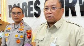 Ketua Dewan Pengawas BPJS Ketenagakerjaan Dedi Hardianto dengan Kapolres Purwakarta AKBP Febri Nurzam