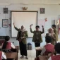 Mahasiswa KKN UPN “Veteran” Jawa Timur menyampaikan materi self improvement kepada siswa SDN Rungkut Menanggal 1. (Foto: Dok/Ist).