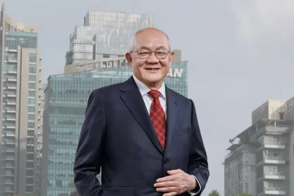 Pemilik PT Bayan Resources Tbk (BYAN) Low Tuck Kwong 
