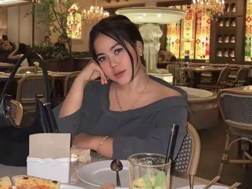 Mengenal Riski Adinda: Berawal dari SPG, Kini Sukses Merambah Berbagai Lini Bisnis