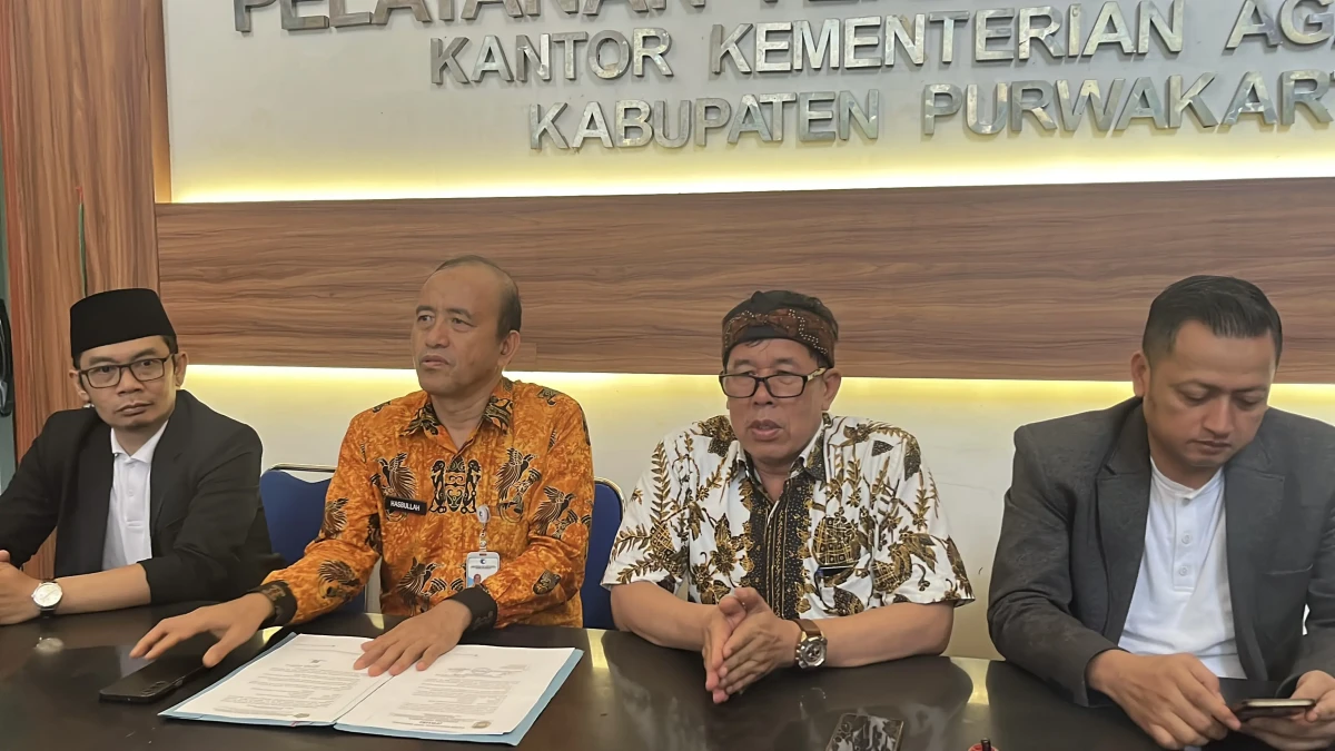 Kepala Kanwil KemenHAM Jabar Hasbullah Fudail didampingi Sekda Purwakarta, Sekretaris FKUB dan Kepala Kemenag Purwakarta l
