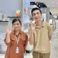 Restu Nanda Pratama, Store Manager AZKO Lotte Mall bersama Tenant Relation Lotte Mall, Mima. (Foto: Dok/Ist). 